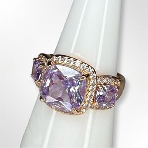 Bomb Party Rose Gold with Lavender Topaz Ring